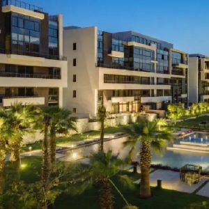 أسعار الوحدات وأنظمة الدفع في مشروع Waterway East والشركة المالكة وسابقة الأعمال